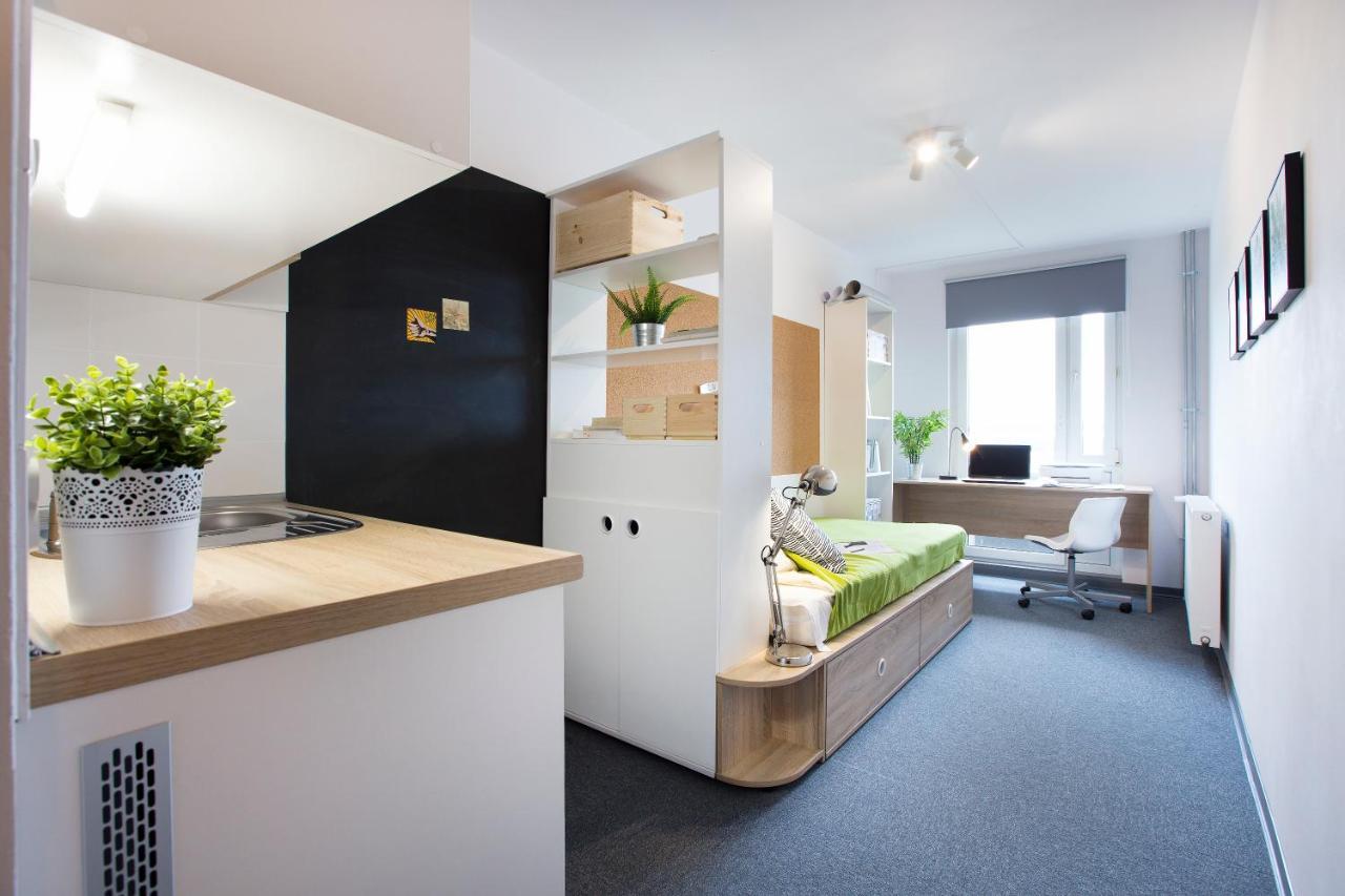 Chillout Dorm Poznan Aparthotel Exterior photo