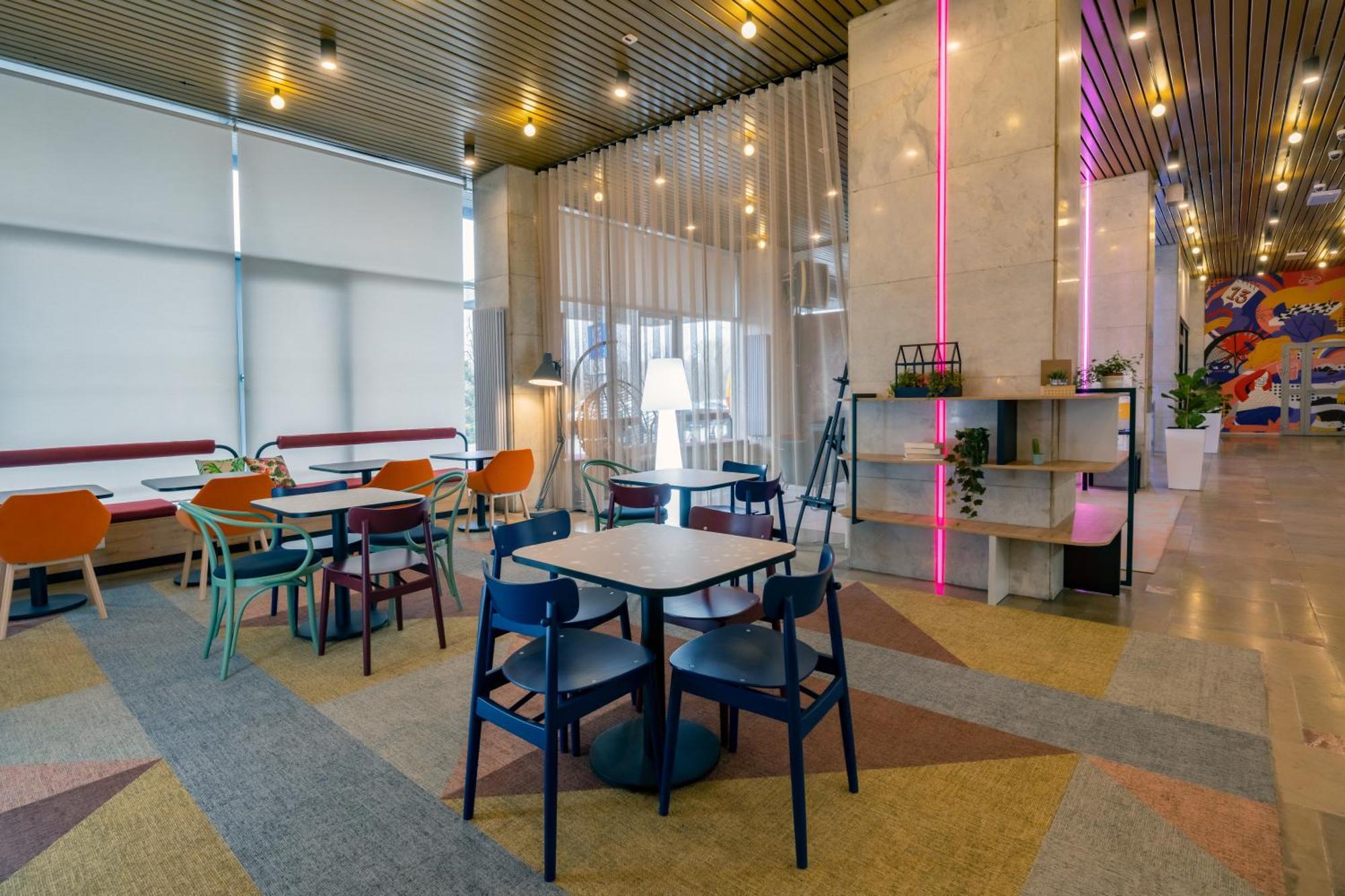 Chillout Dorm Poznan Aparthotel Exterior photo